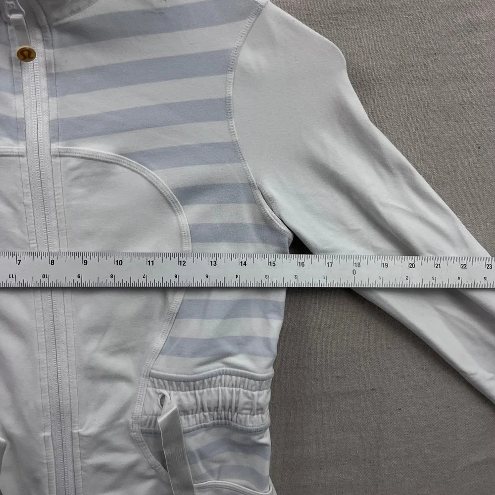 Rare Lululemon Yohari Full Zip‎ Jacket 4 White Blue Striped Cinched Waist